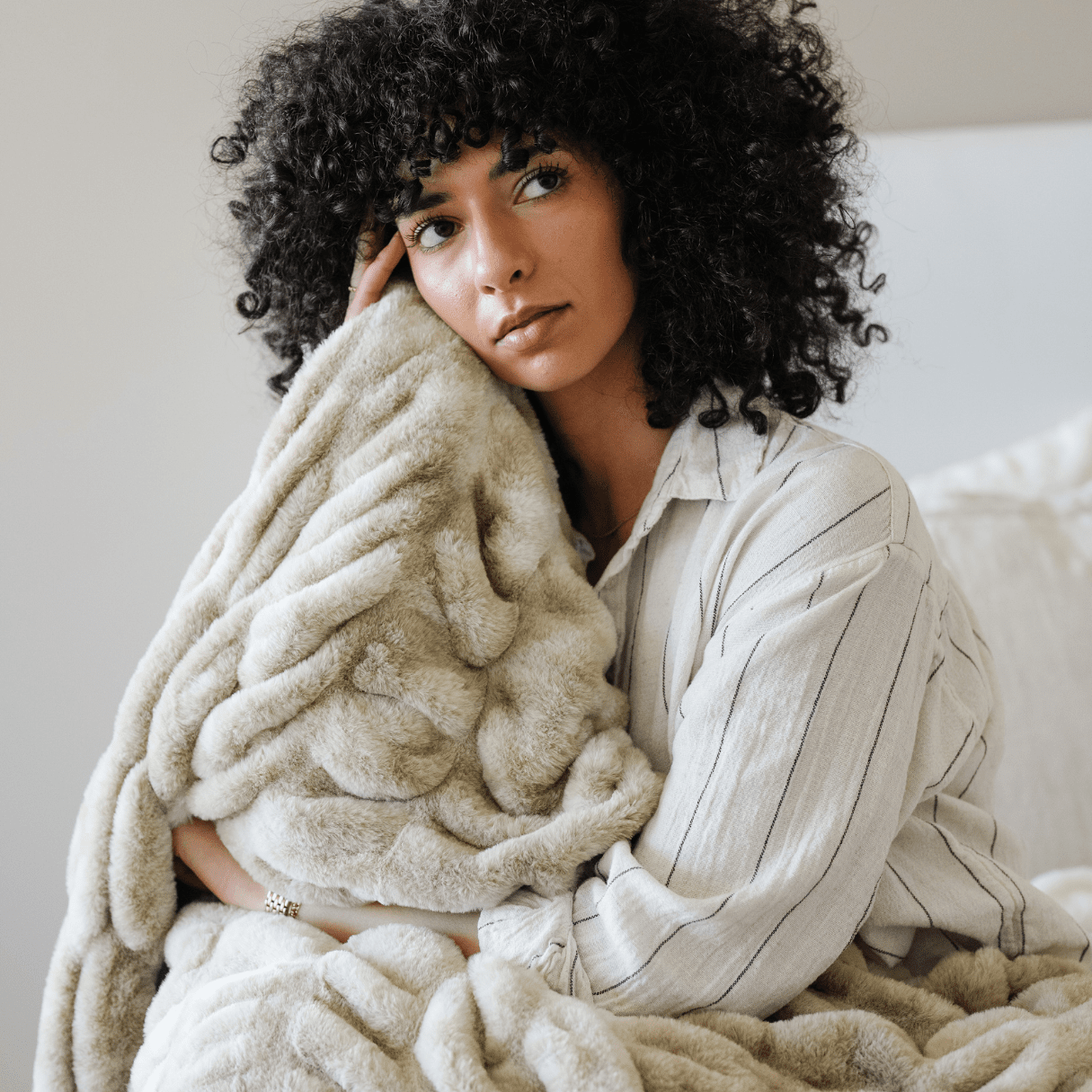 DOUBLE RUCHED FAUX FUR THROW BLANKETS - Sweet Water Decor - Blankets