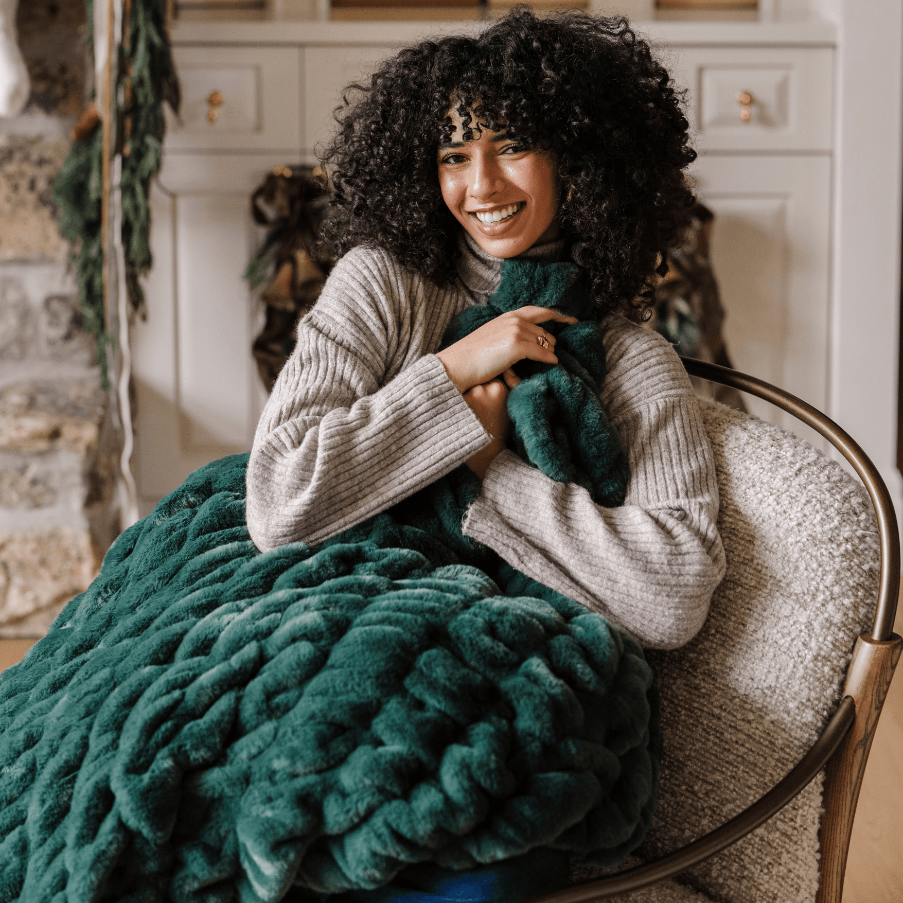 DOUBLE RUCHED FAUX FUR THROW BLANKETS - Sweet Water Decor - Blankets