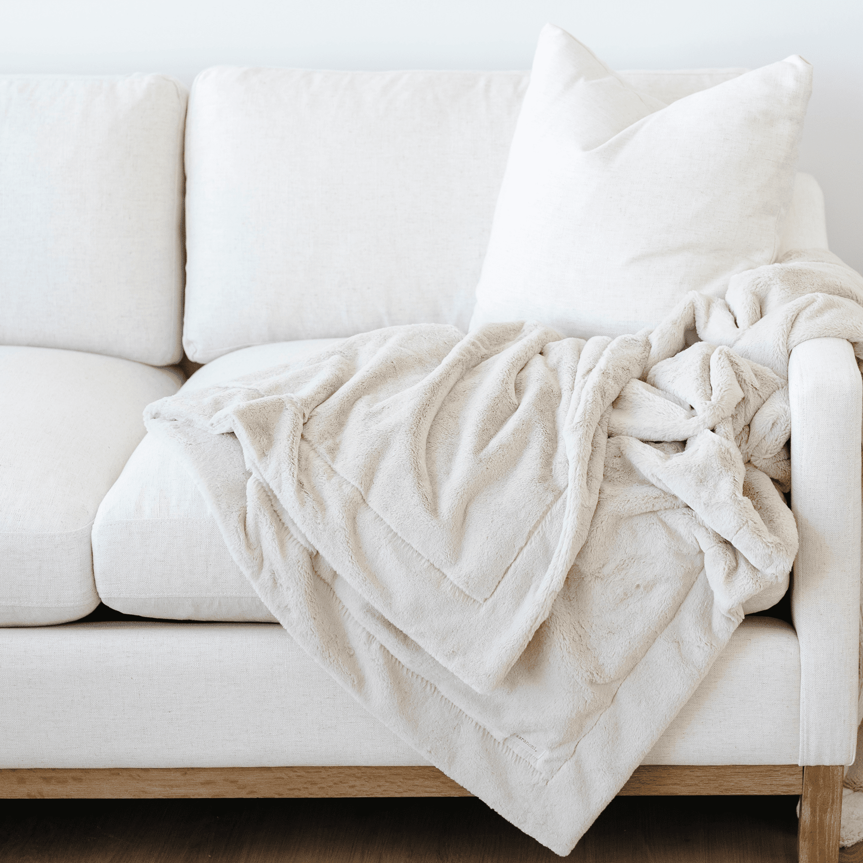 LUSH THROW BLANKETS - Sweet Water Decor - Blankets