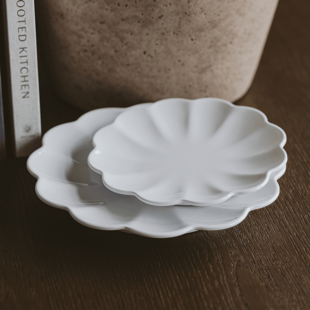 White Scalloped Serving Tray Set - Sweet Water Decor - SERVING TRAYS