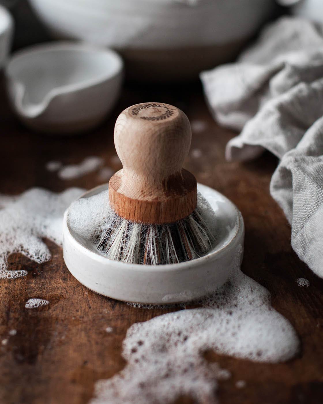 Laurel Pot Brush Set - Sweet Water Decor - Brush Set