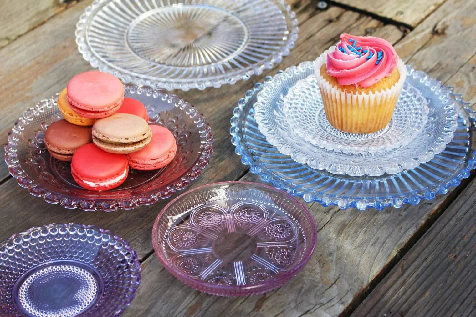 Danielle Ribbed Glass Plate - Sweet Water Decor - plate